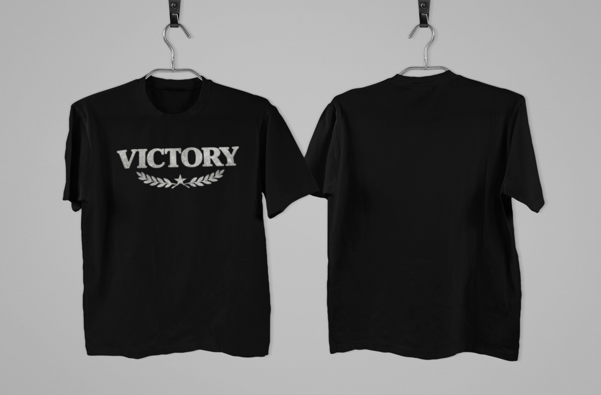 Schwarzes Victory T-Shirt, mit Silber-Glitzer-Effekt – kraftvolles Statement mit Stil (Kopie)
