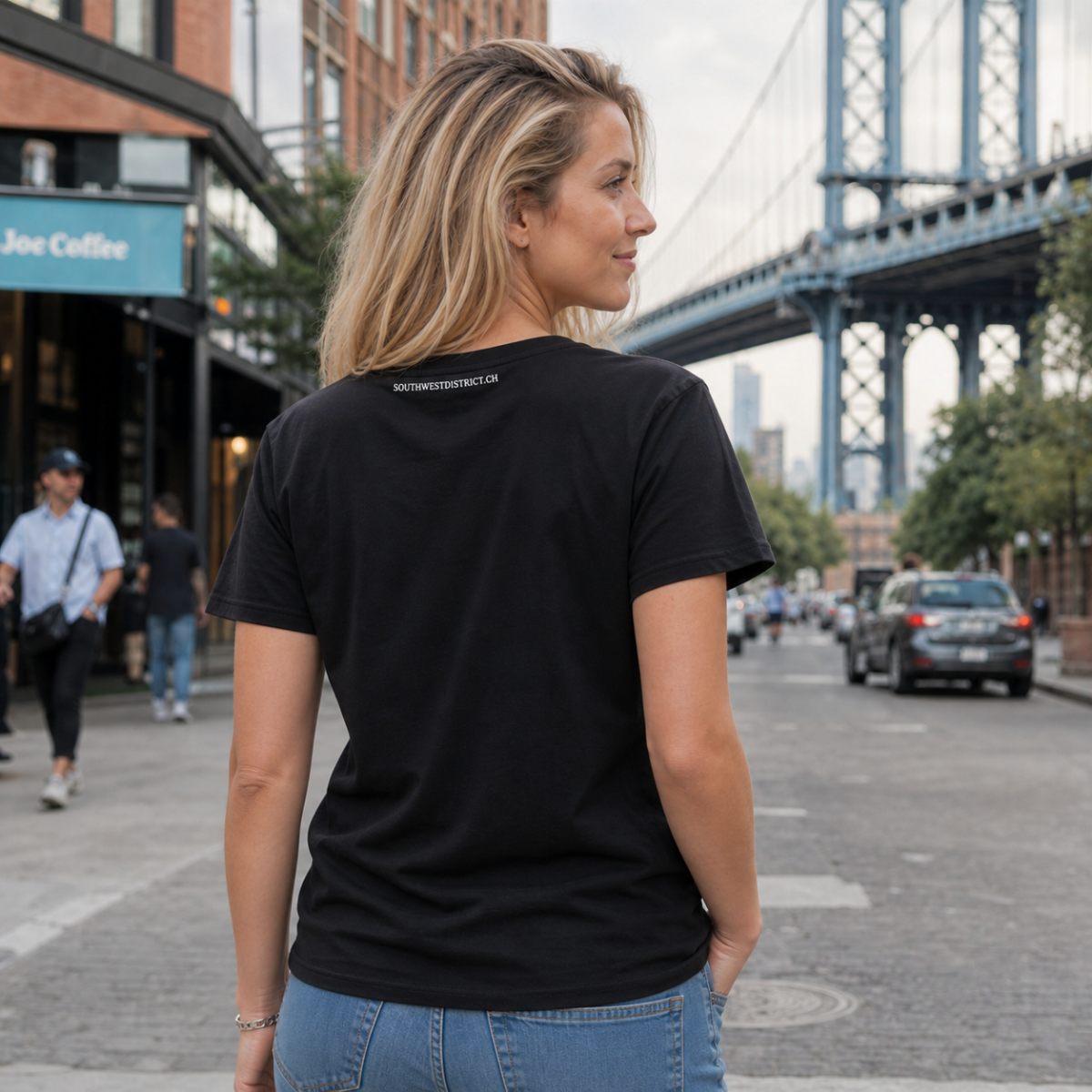 Legendary T-Shirt Schwarz – Minimalistisches Statement-Shirt | Southwest District | Unisex